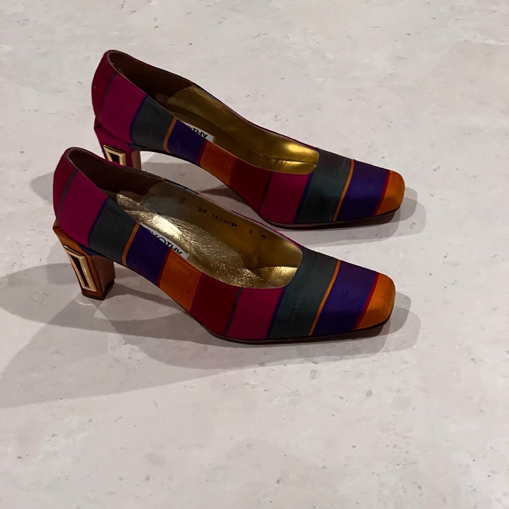 Womens Pumps